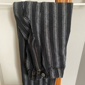 blue pants, stretchy